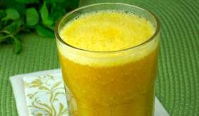 Suco de tangerina e mamão com hortelã