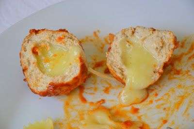 Almôndega de frango com queijo