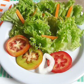 Salada de Alface,  Pepino e Tomate 