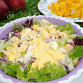 salada de verduras e frutas com maionese