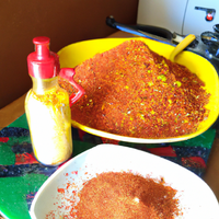 foto da receita Açafrão,  pimenta e sal rosa  para saladas