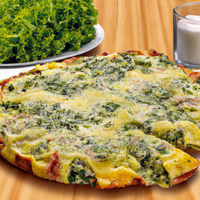foto da receita Pizza com massa de couve-flor e queijo muçarela