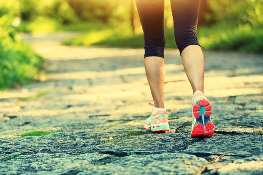 Caminhar 30 minutos todos os dias: Conheça os benefícios