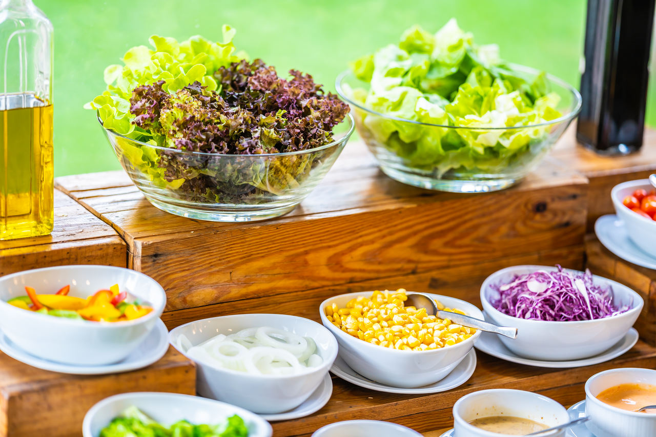 Como comer saudável nos restaurantes por quilo