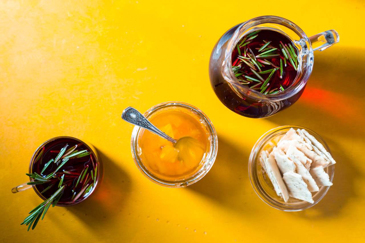 Alecrim: Benefícios para a saúde e como preparar o chá