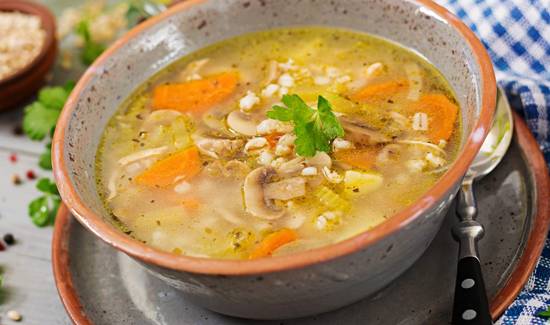 Receita de sopa de cevadinha com frango grelhado