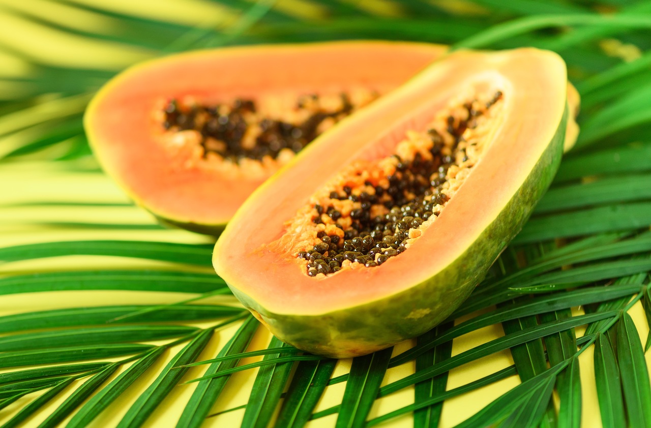 Mamão: benefícios, propriedades do mamão e como consumir
