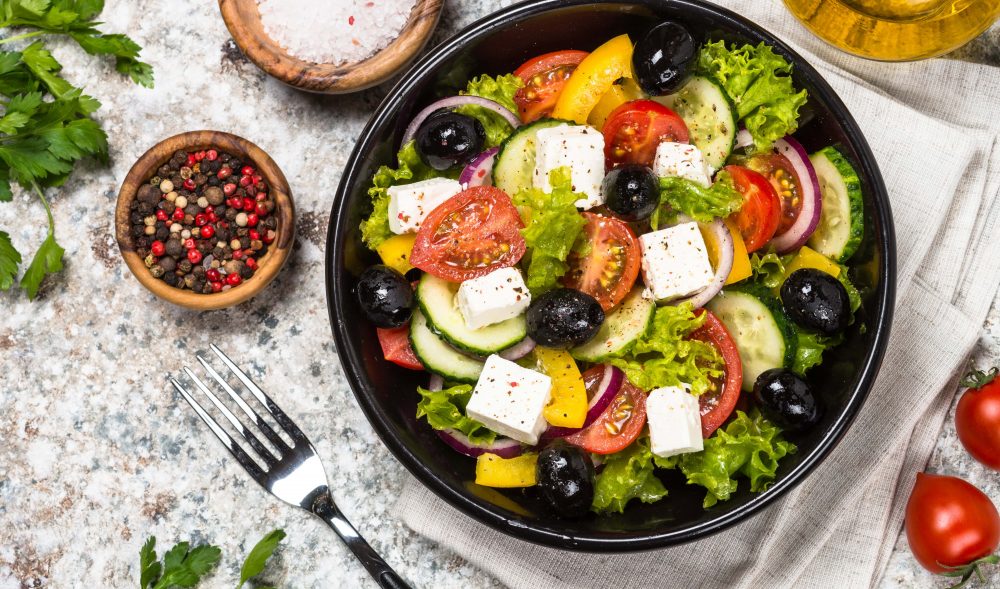 Receita de salada grega de quinoa