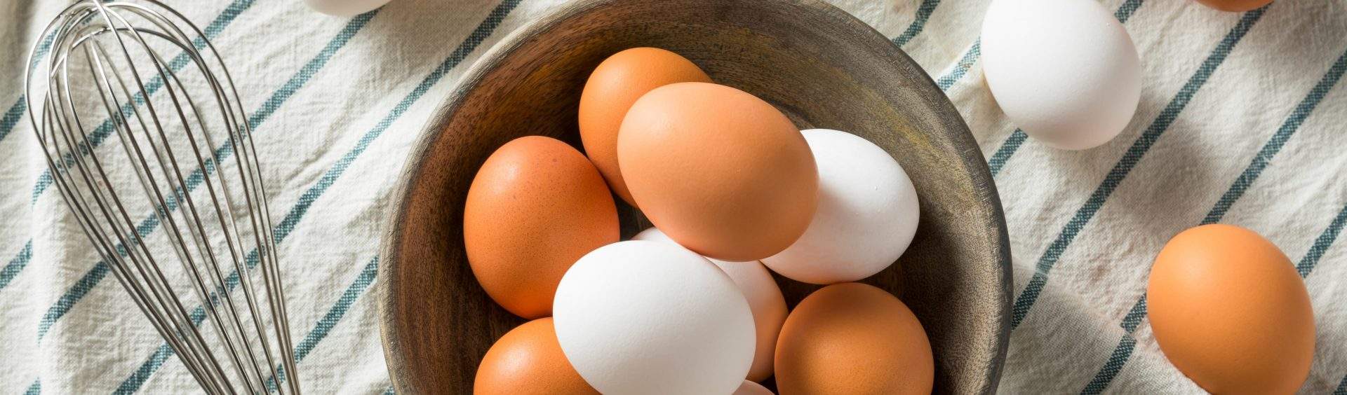 diferença entre o ovo marrom e o ovo branco