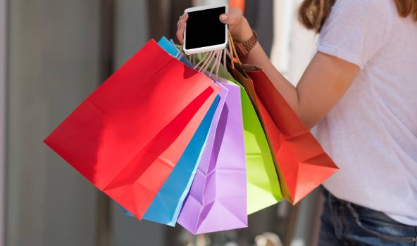 Compulsão por compras: O que é e como tratar