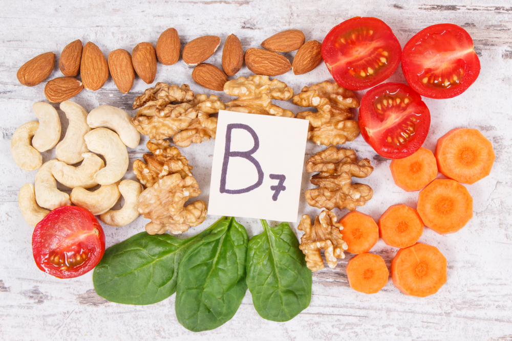 Biotina: Vitamina B7 tem benefícios para cabelos, pele e unhas