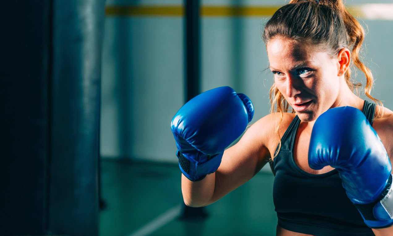 Use os movimentos do boxe como parte dos seus exercícios