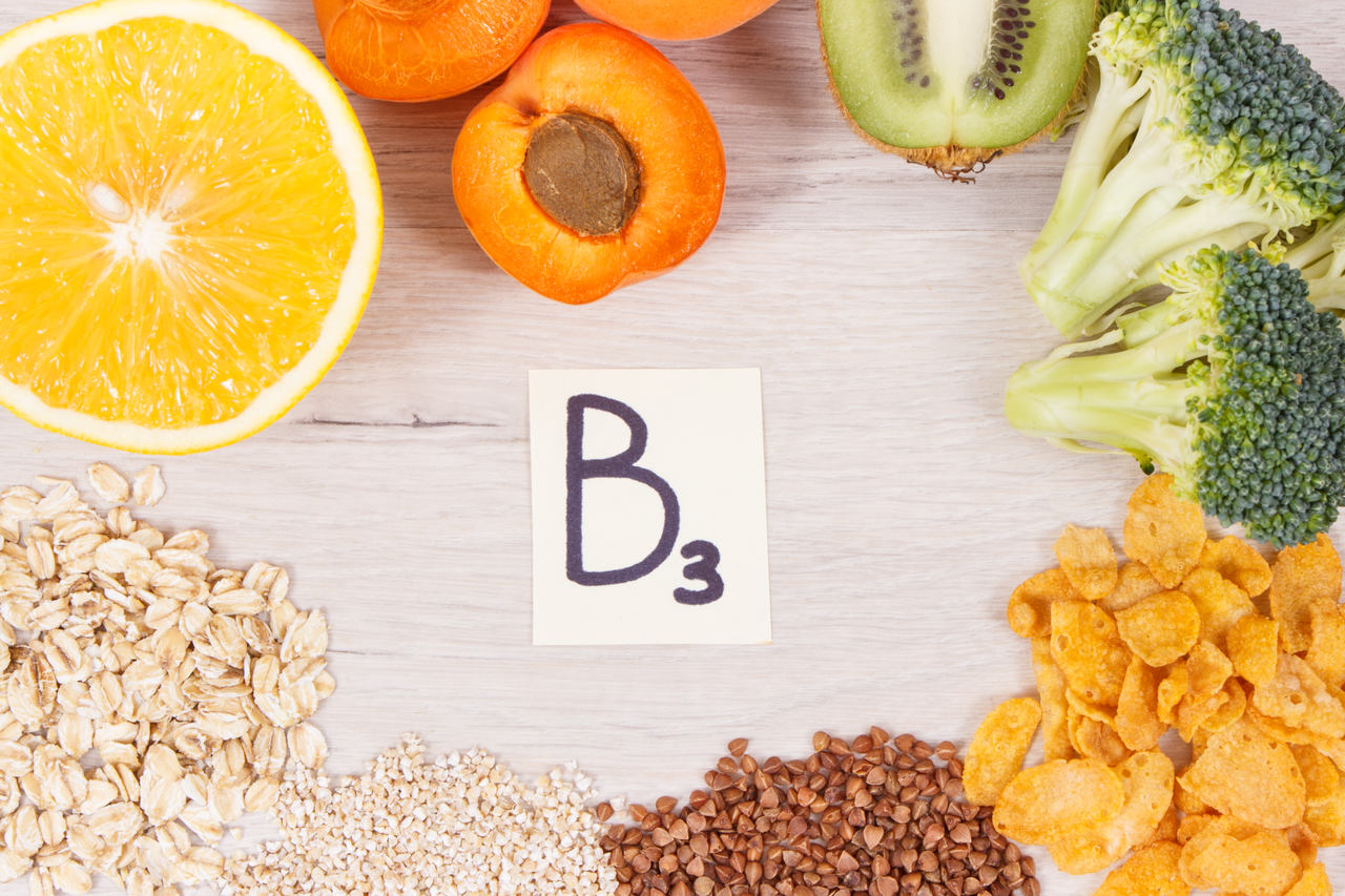 Niacina (vitamina B3): o que é, onde encontrar e funções