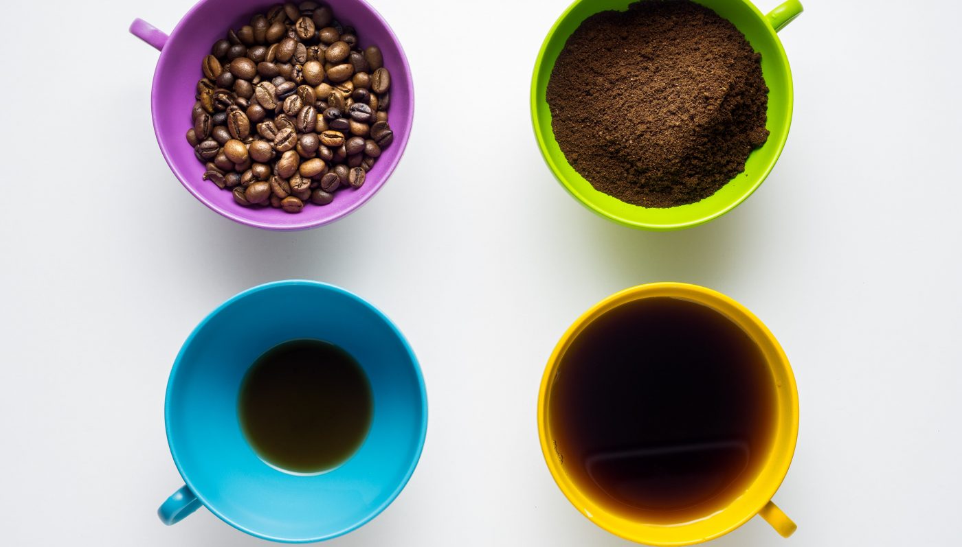 Beber café diariamente reduz risco de pressão alta, diz estudo