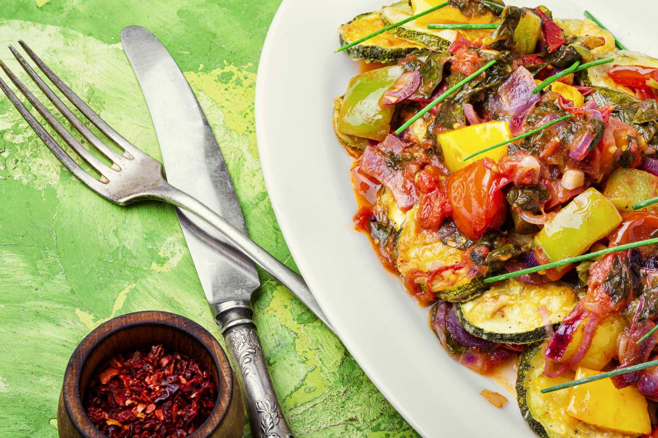 Dieta mediterrânea combate doenças intestinais, diz estudo