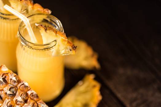Chá de casca de abacaxi: Benefícios e como preparar