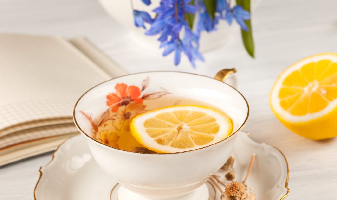 Chá de gervão: Benefícios e como preparar a bebida