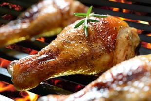 Lavar o frango é necessário antes do consumo? Descubra