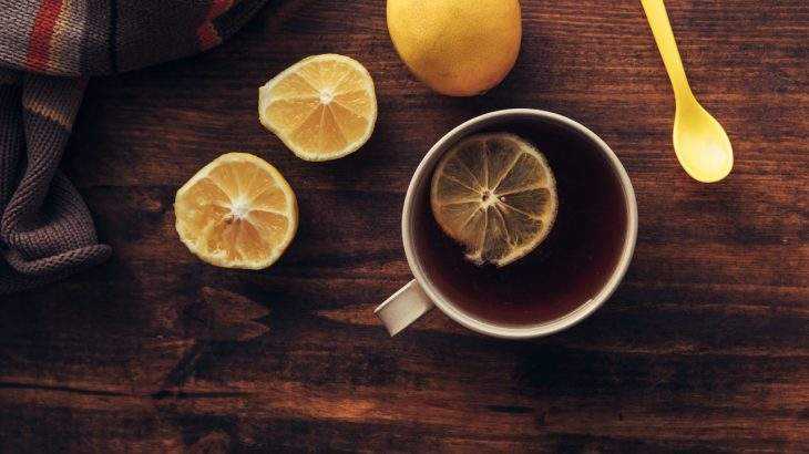 chá de hibisco com limão