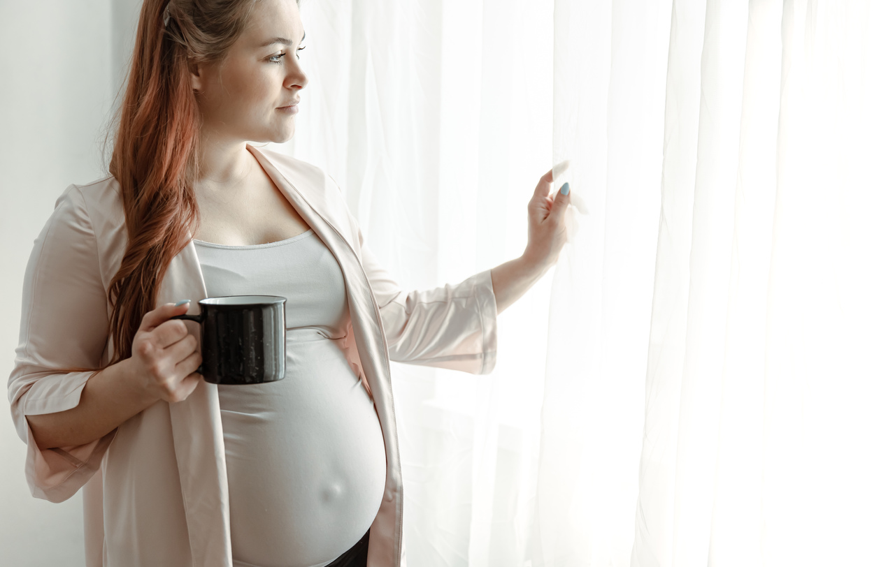 Grávidas podem tomar café? Veja se há uma quantidade segura