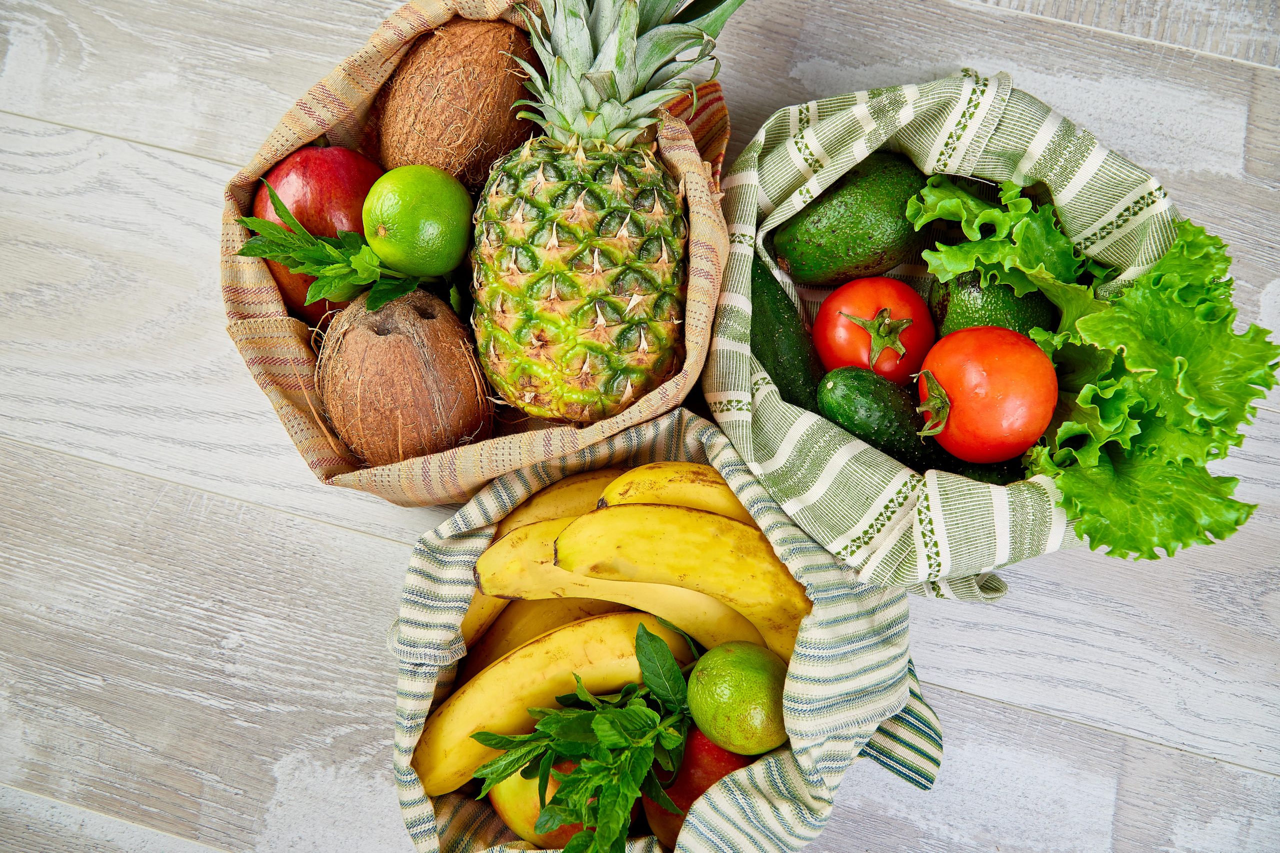 Alimentação para pancreatite: o que comer e o que evitar