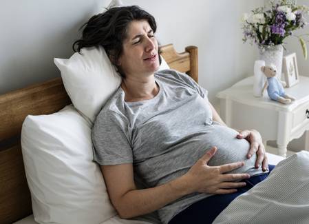 Descolamento da placenta: Entenda o que é e quais os riscos
