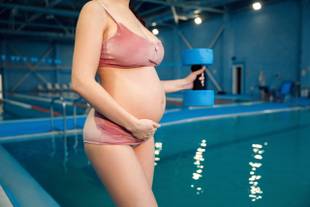 Hidroginástica na gravidez: Conheça os benefícios