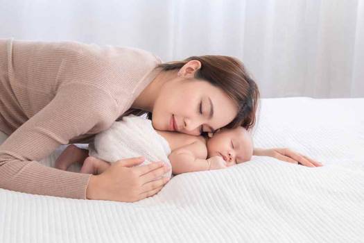 Como amenizar a privação de sono após o parto