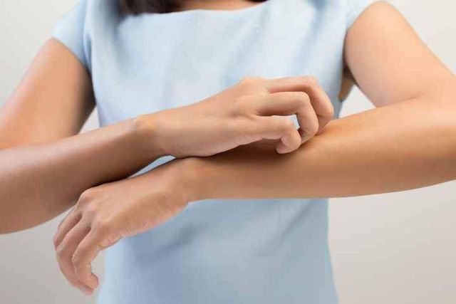 Alergia de pele: principais causas e como tratar