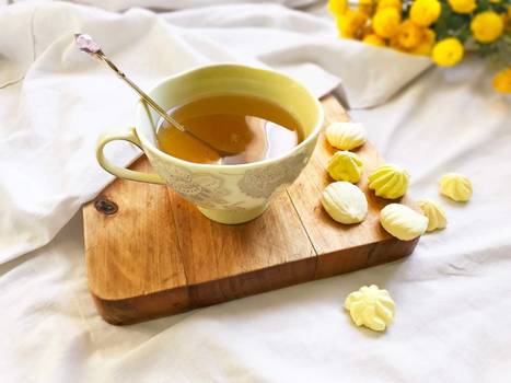 Chá de casca de maracujá: Conheça os benefícios para o organismo