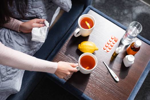 Fake news: Chá de erva-doce não possui a mesma substância do Tamiflu