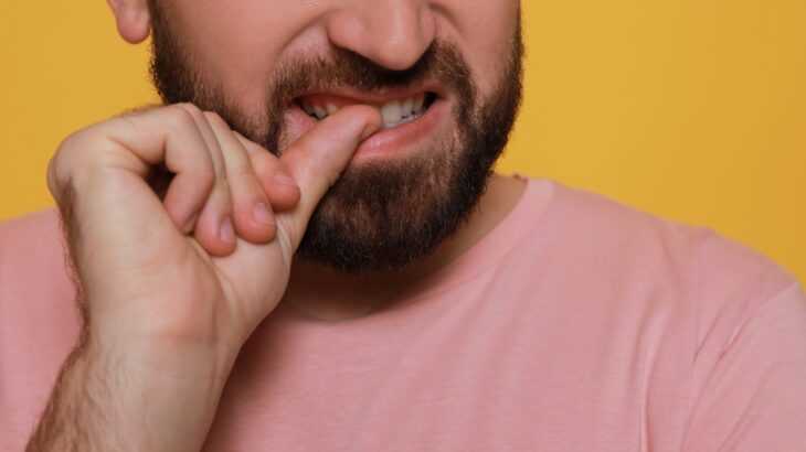 hábitos que prejudicam os dentes