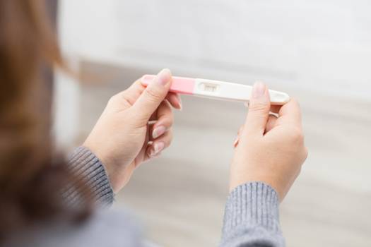 Quem tem endometriose pode engravidar? Entenda a relação