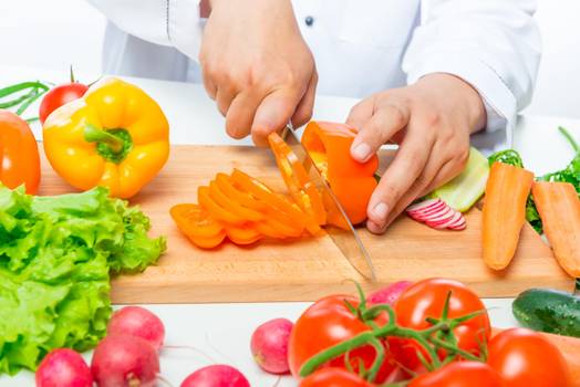 Vegetais crus ou cozidos: qual é a melhor versão para a saúde?