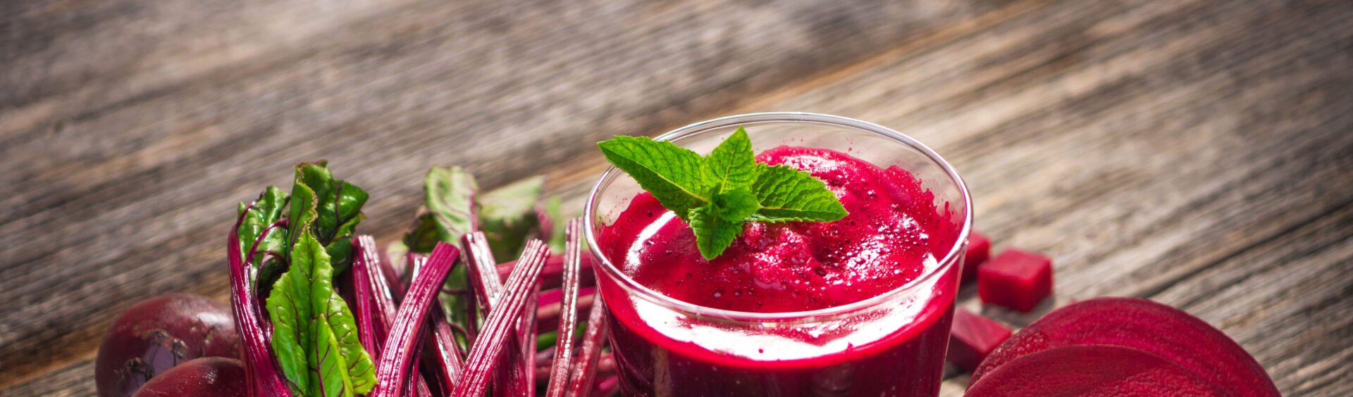 Suco de beterraba Suco de laranja com beterraba emagrece