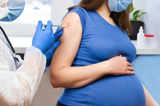 Vacina dTpa: para que serve e qual a importância para a mãe e o bebê?