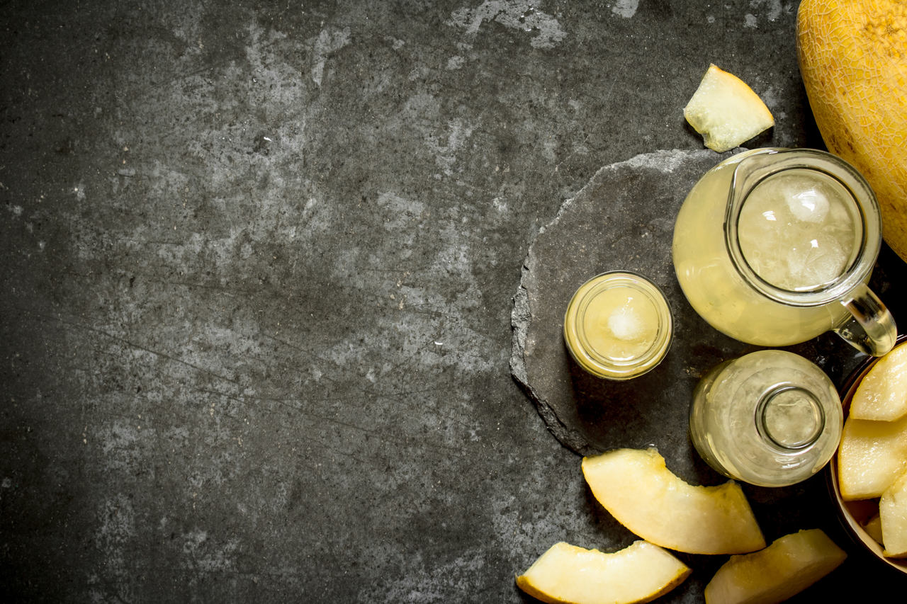 Suco de melão com maçã emagrece? Desincha?