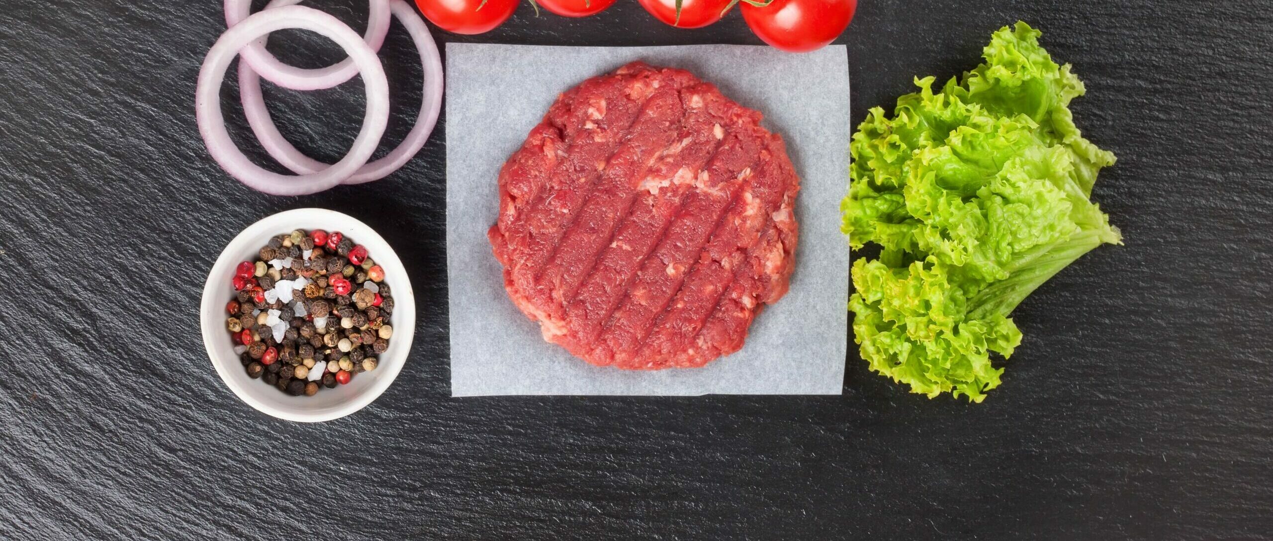 Como fazer hambúrguer de carne moída?