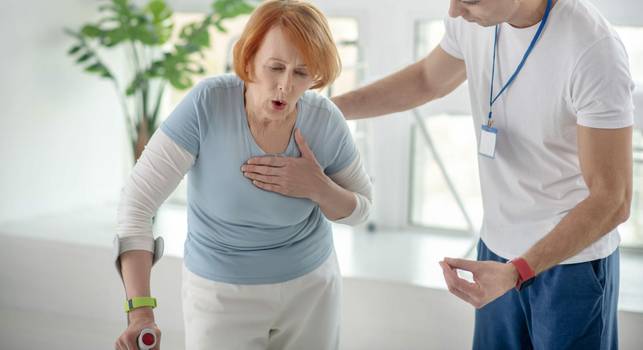 Parada cardiorrespiratória: O que é, sintomas e tratamento