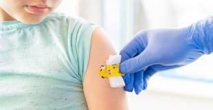Hepatite aguda infantil e Covid-19: existe relação entre a doença e a vacina?
