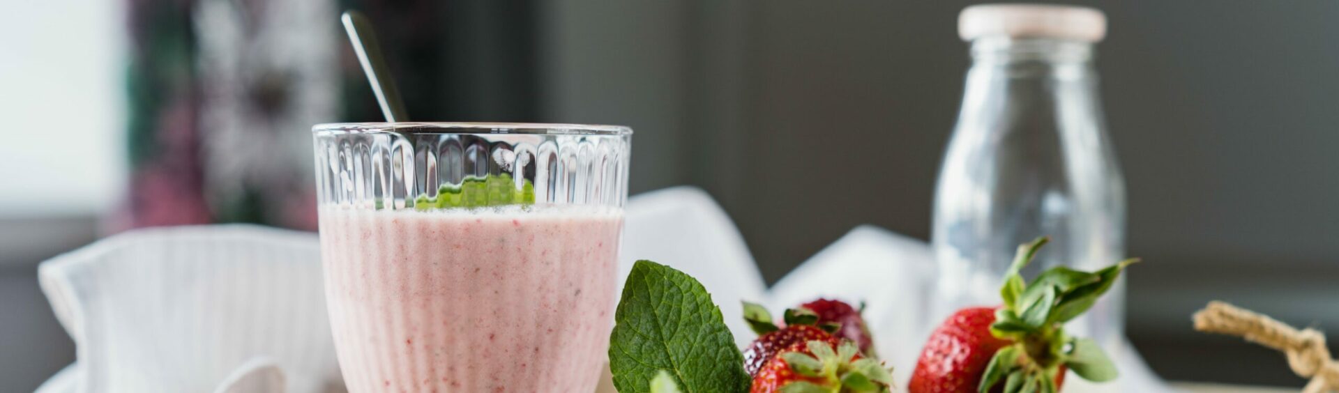 smoothie de morango e aveia