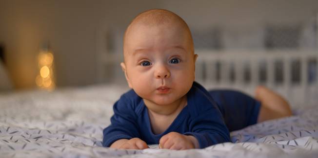 Tummy Time: entenda por que esta prática é importante para o seu bebê