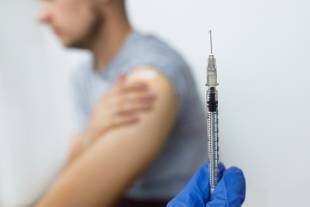Coqueluche: conheça os riscos e a importância da vacinação