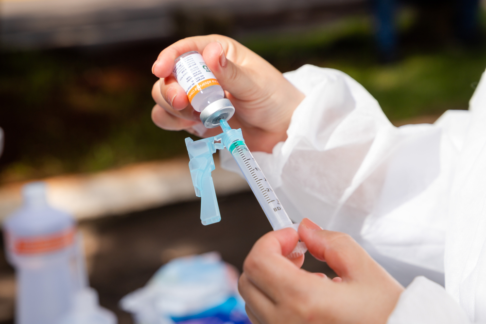 Covid: quarta dose para pessoas acima de 40 anos é liberada