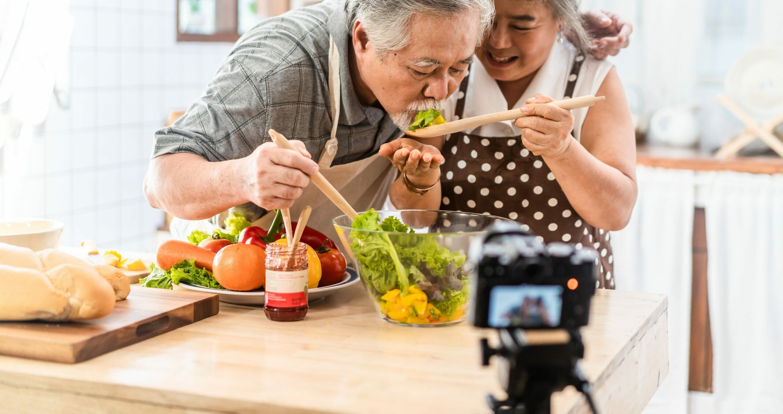 Alimentos que ajudam a viver mais (e em quais horários consumi-los)
