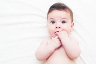 Catarata congênita no bebê: como identificar