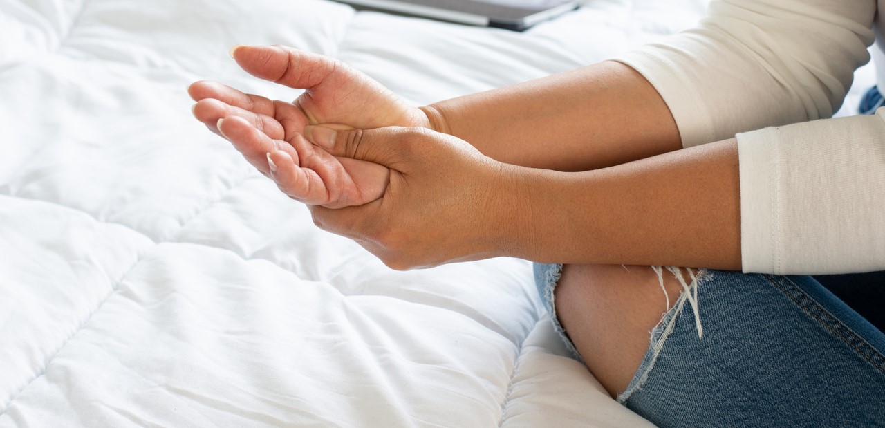 Contratura de Dupuytren: Sintomas, causas e tratamento