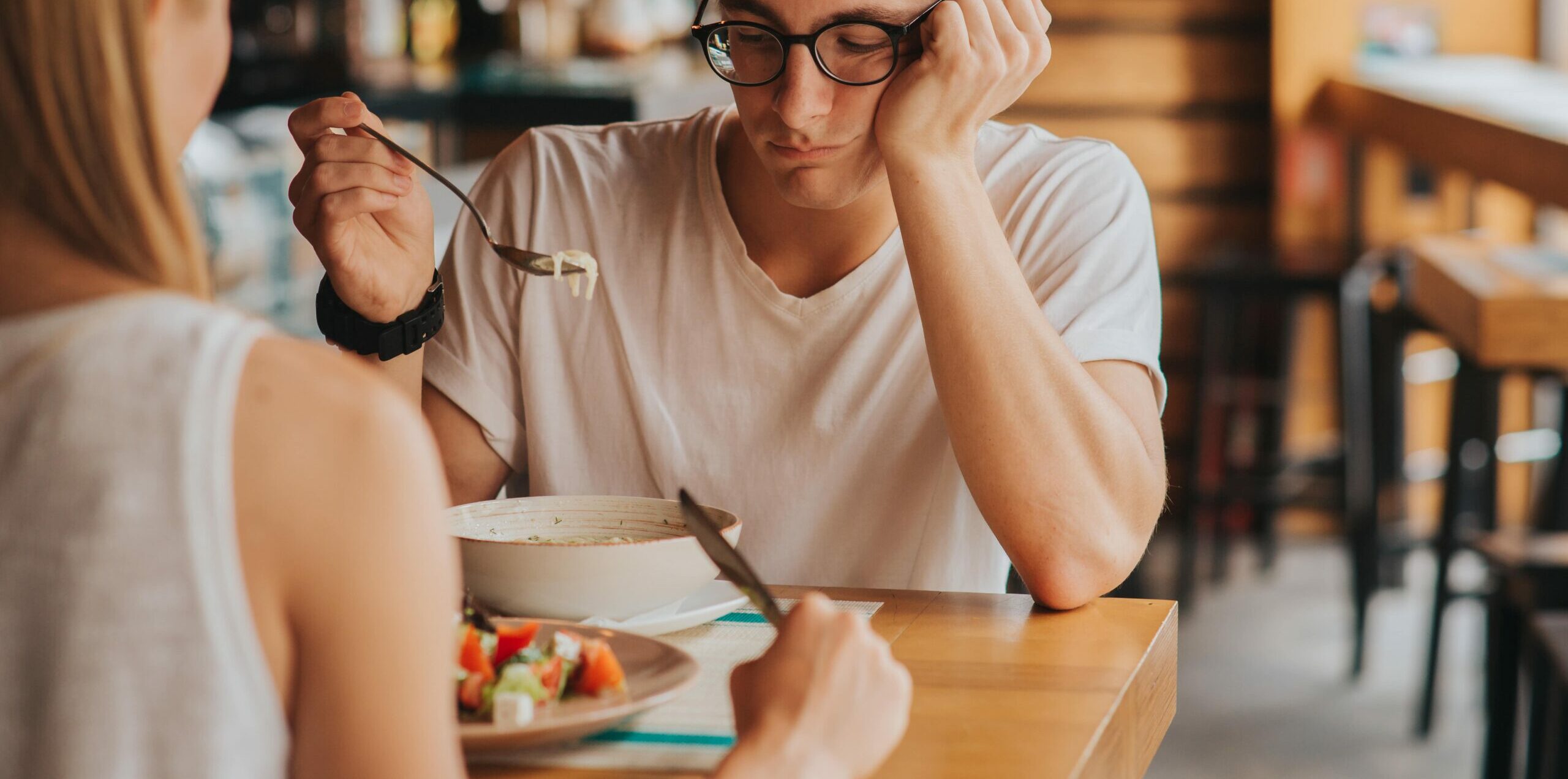 Não sinto fome ao acordar. O que comer no café da manhã?
