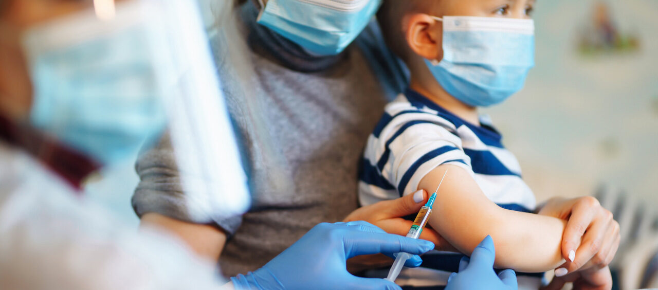 Vacinação-contra-gripe-e-sarampo