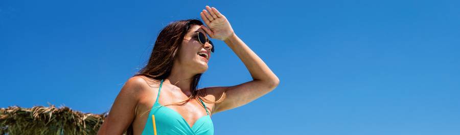Protetor solar na cabeça: afinal, como usar filtro no couro cabeludo?